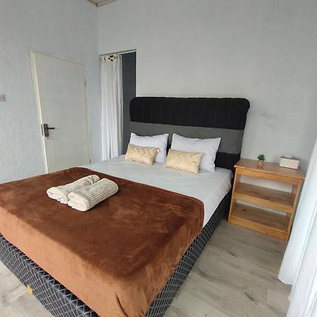 Stella Villa Ngurbloat Екстер'єр фото